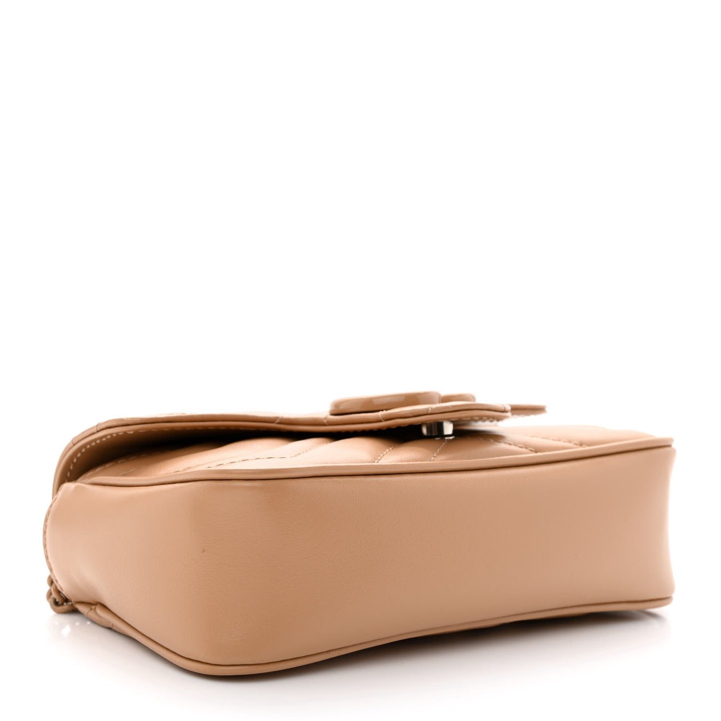 Calfskin Matelasse Monochrome Super Mini GG Marmont Shoulder Bag Camelia
