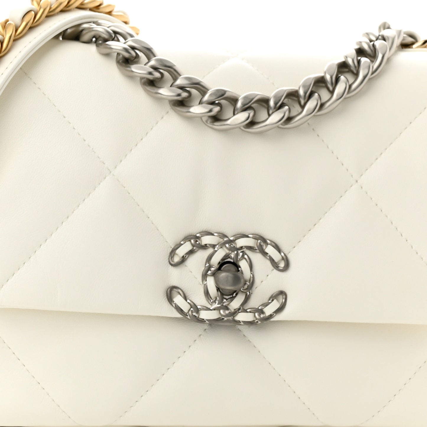 Lambskin Quilted Medium Chanel 19 Flap White