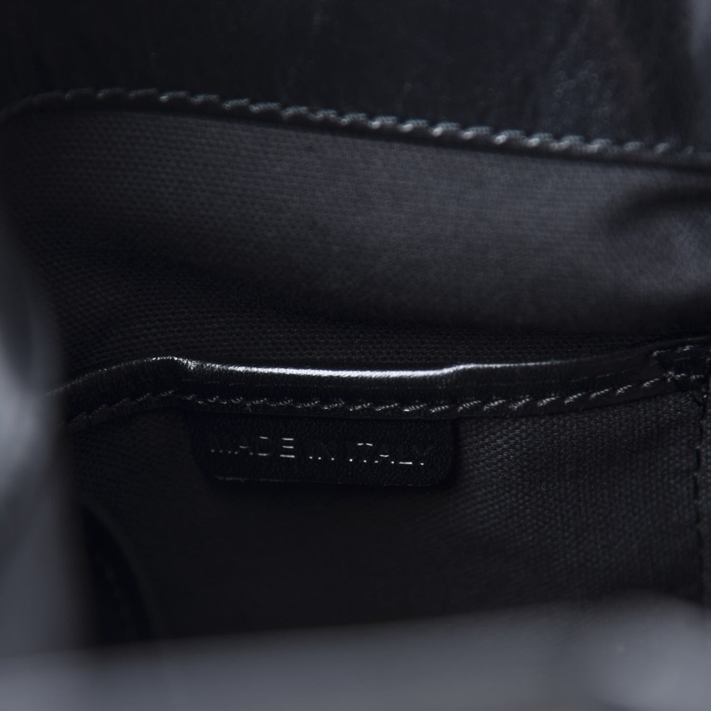 House Check Small Canterbury Tote Black