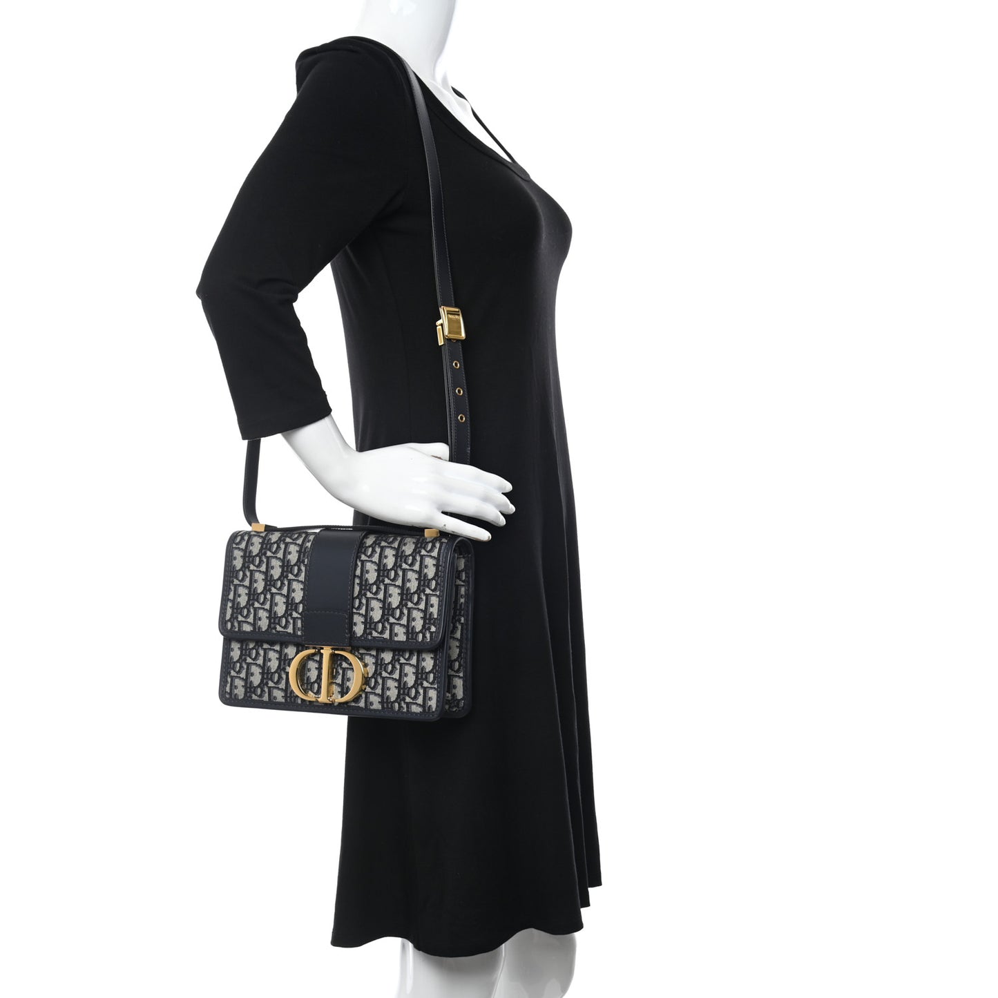 Oblique 30 Montaigne Flap Bag Blue