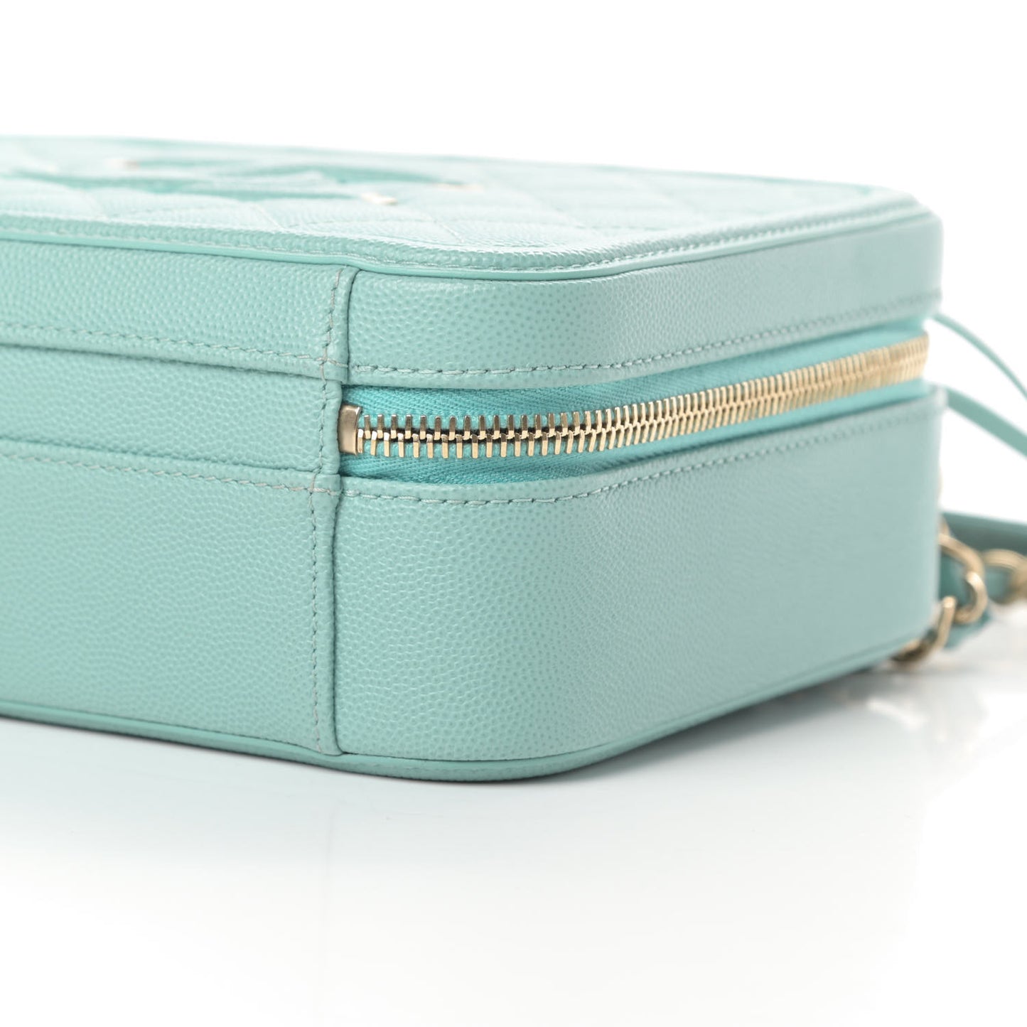 Caviar Quilted Medium CC Filigree Vanity Case Light Blue