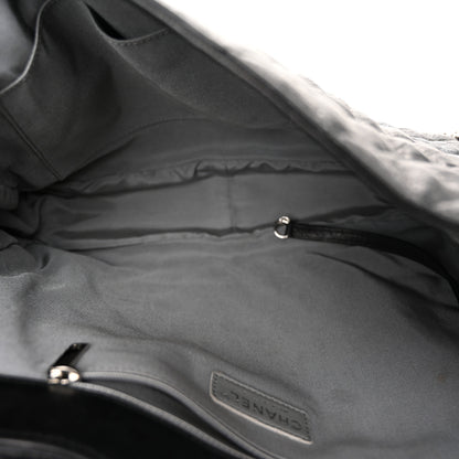 Chanel Washed Lambskin Quilted Maxi Chain Around Flap Black 5 of 10