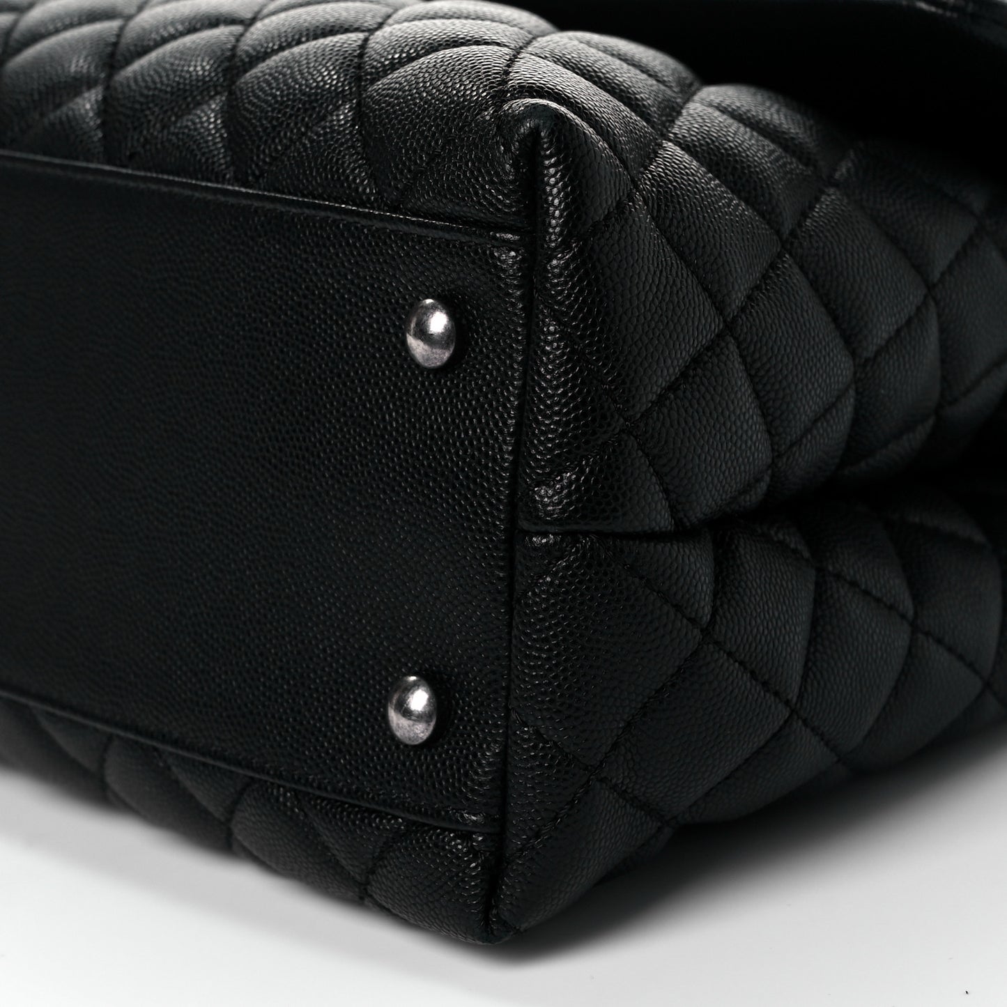Caviar Quilted Medium Coco Handle Flap Black