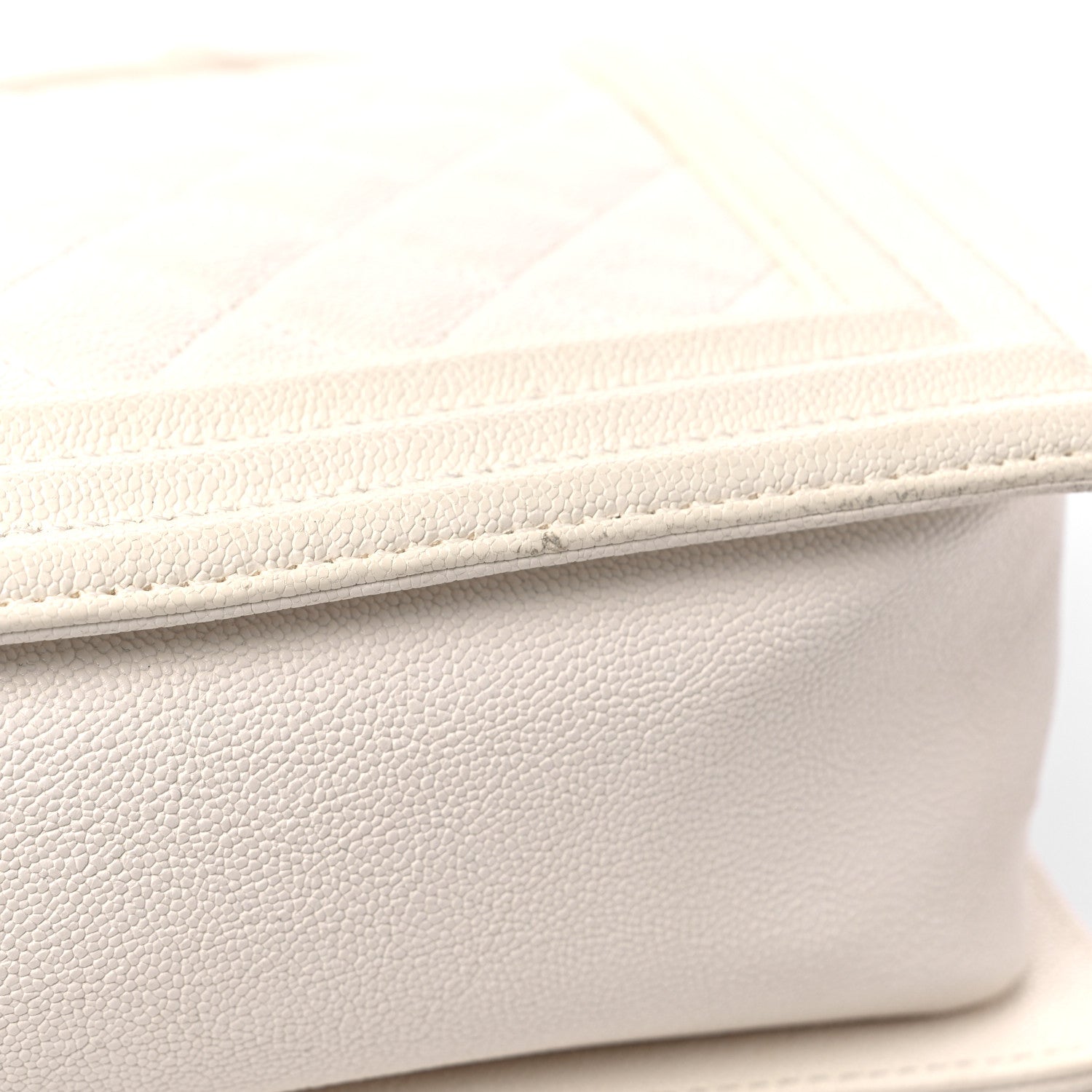Chanel Caviar Quilted Medium Boy Flap White 14 of 15