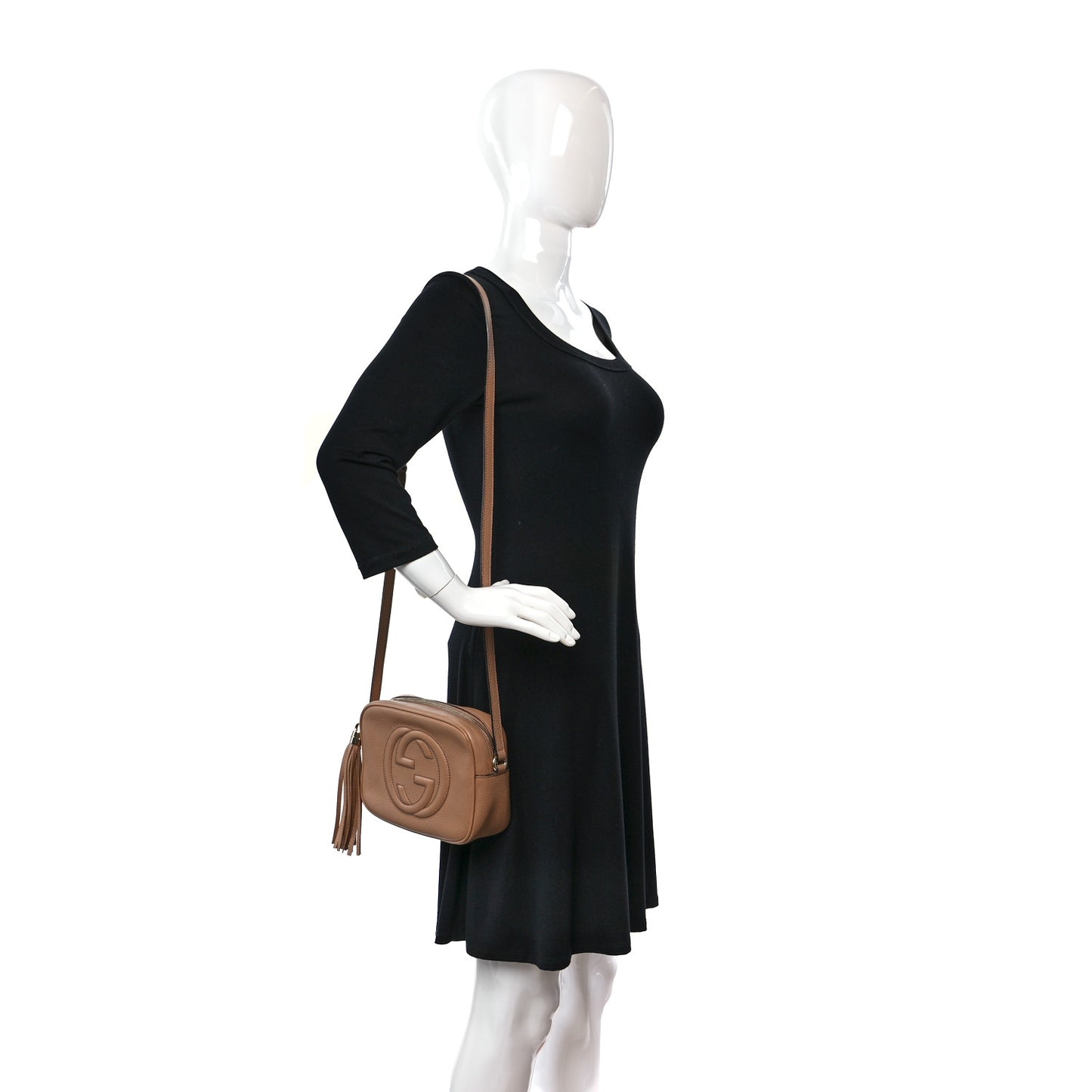Pebbled Calfskin Small Soho Disco Bag Camelia