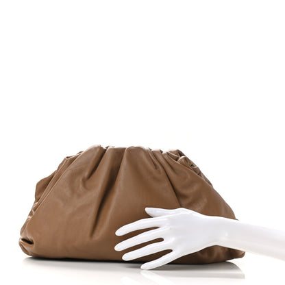Bottega Veneta Smooth Butter Calf The Pouch Oversized Clutch Cammello 2 of 12