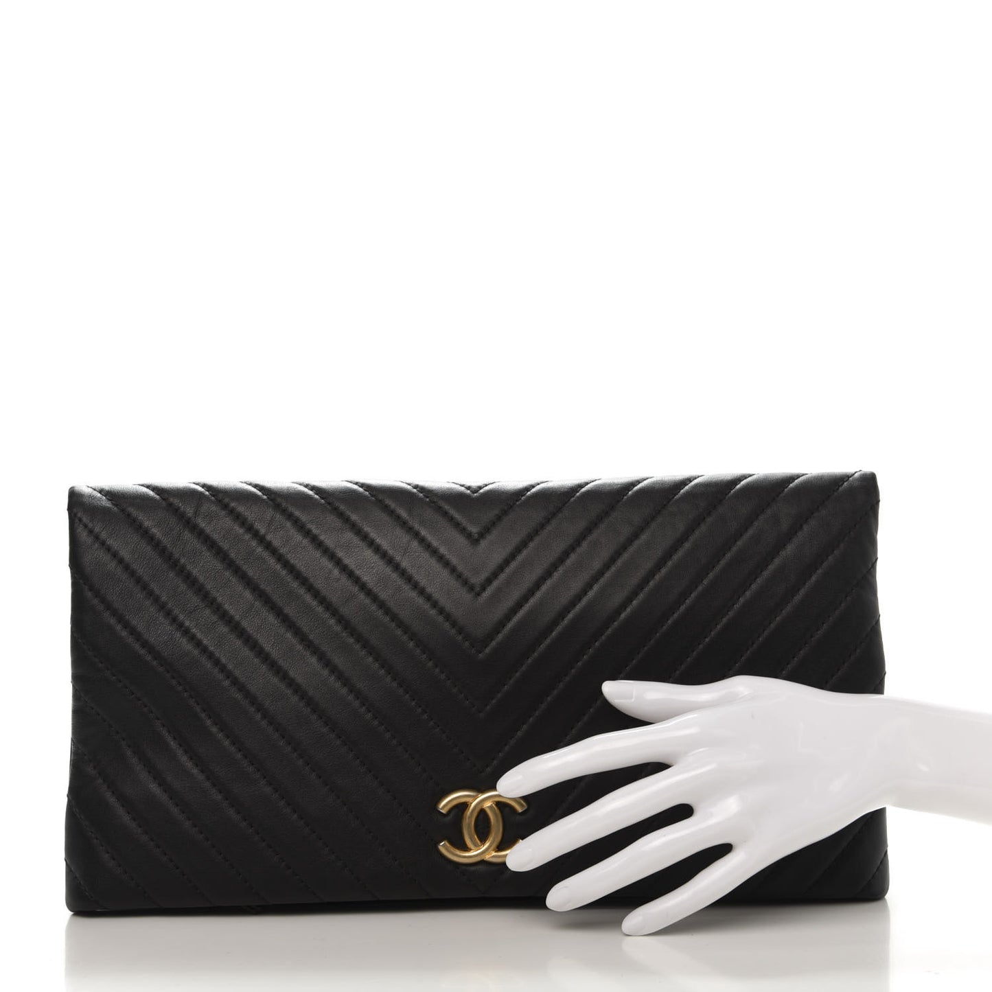 Lambskin Chevron CC Clutch Black