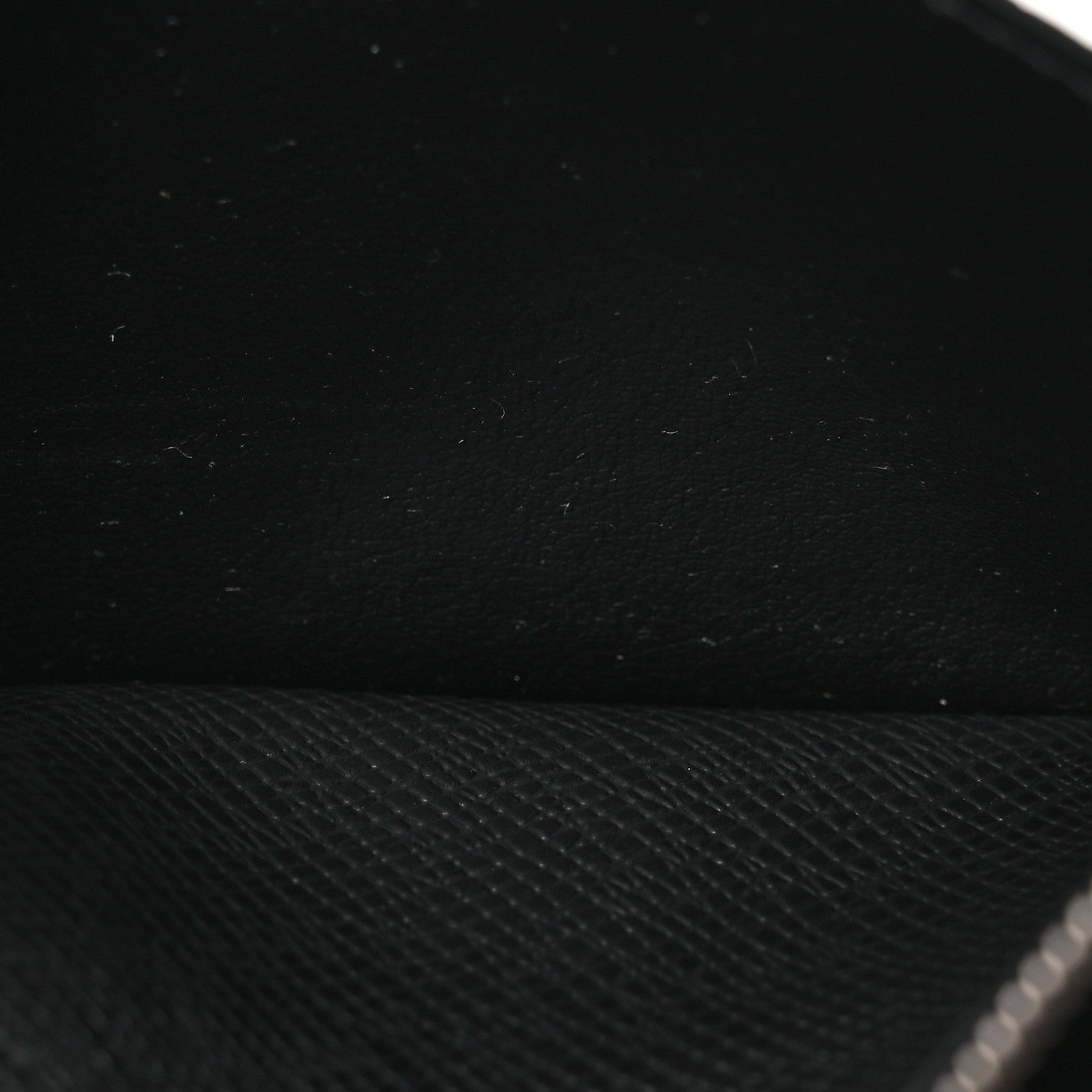 Louis Vuitton Taiga Coin Card Holder Black 6 of 9