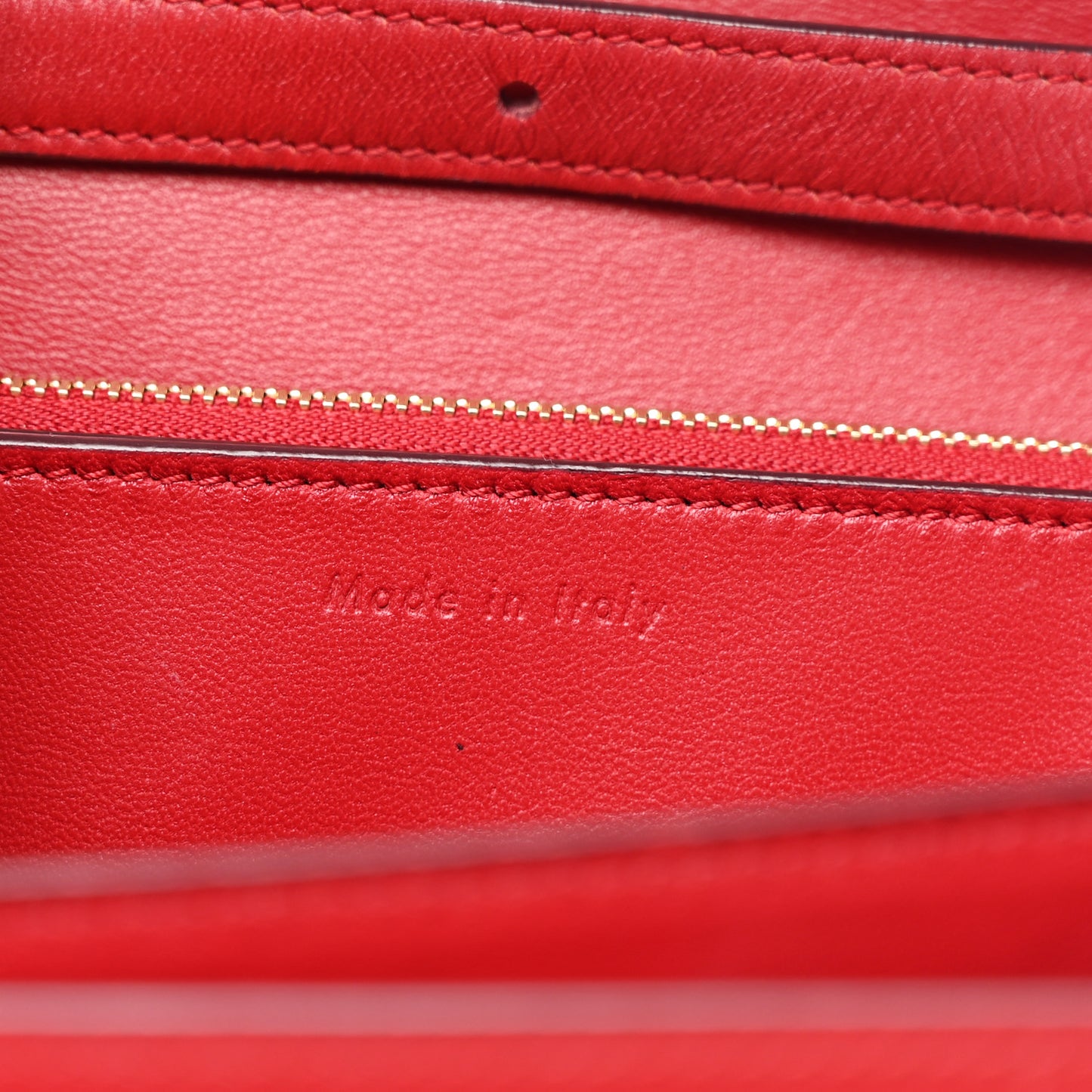 Box Calfskin Medium Classic Box Flap Bag Red