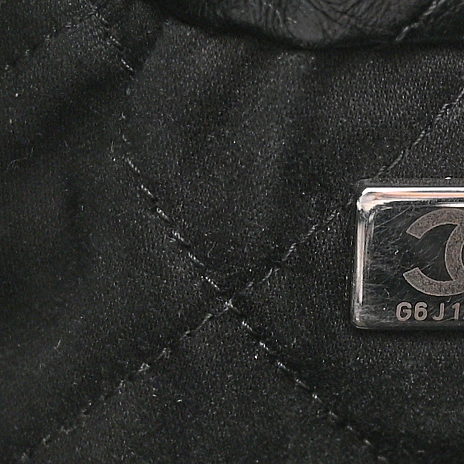 Chanel Shiny Calfskin Quilted Chanel 22 So Black 8 of 11