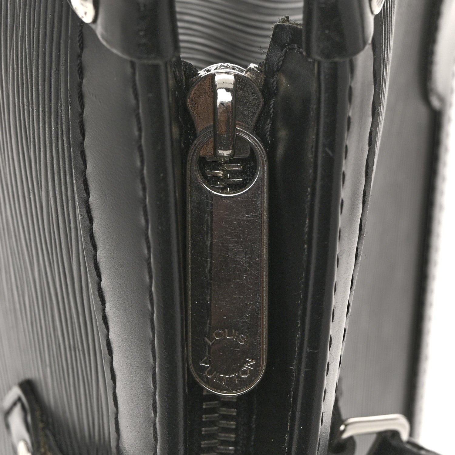 Louis Vuitton Epi Madeleine PM Black 14 of 15