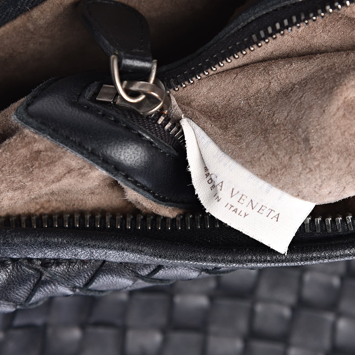 Bottega Veneta Nappa Intrecciato Medium Veneta Hobo Black 7 of 11