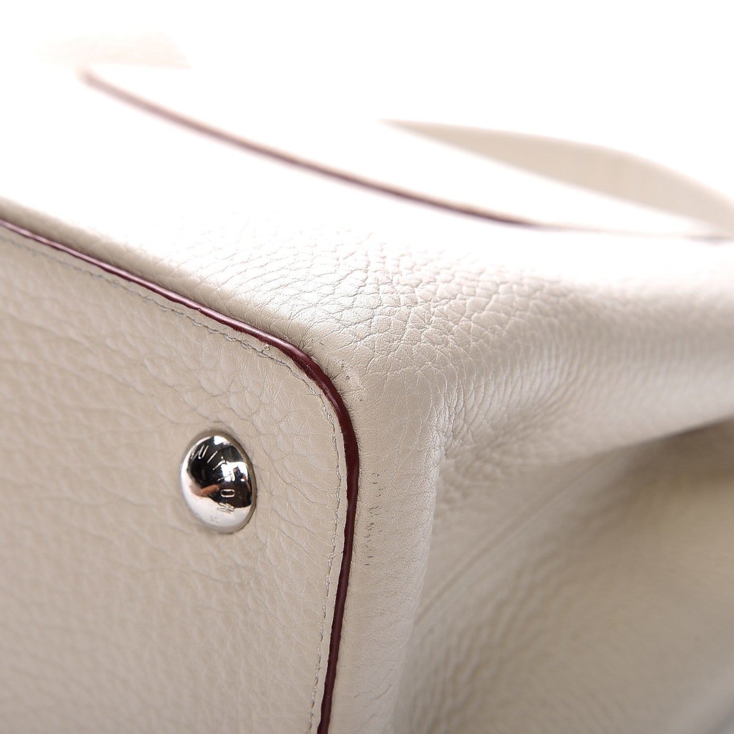 Louis Vuitton Taurillon Capucines MM Galet 9 of 11