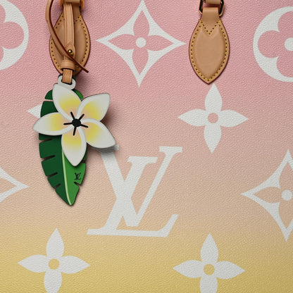 Louis Vuitton Monogram Giant By The Pool Onthego GM Light Pink 9 of 9