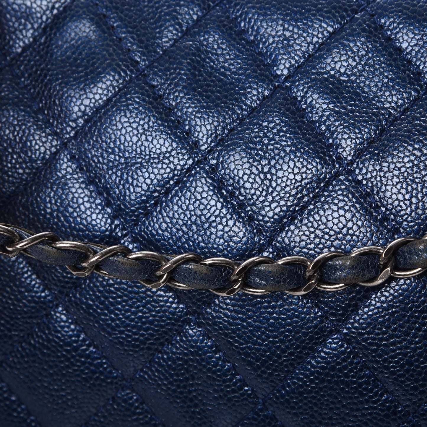 Iridescent Caviar Quilted Large Chic Flap Blue