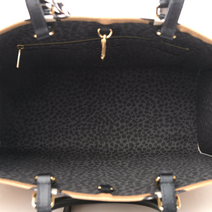 Louis Vuitton Monogram Giant Wild At Heart Onthego GM Arizona 5 of 8