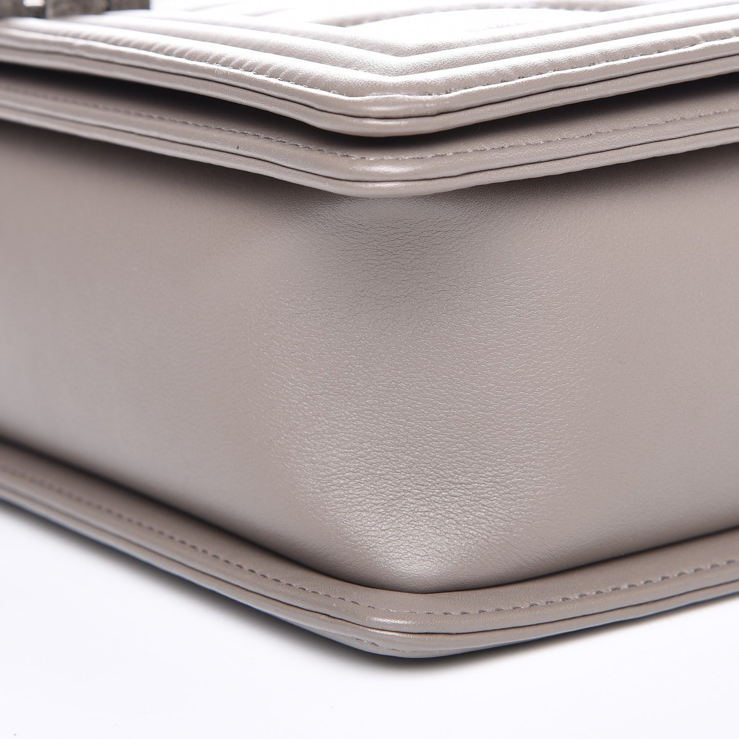 Calfskin Chevron New Medium Boy Flap Grey