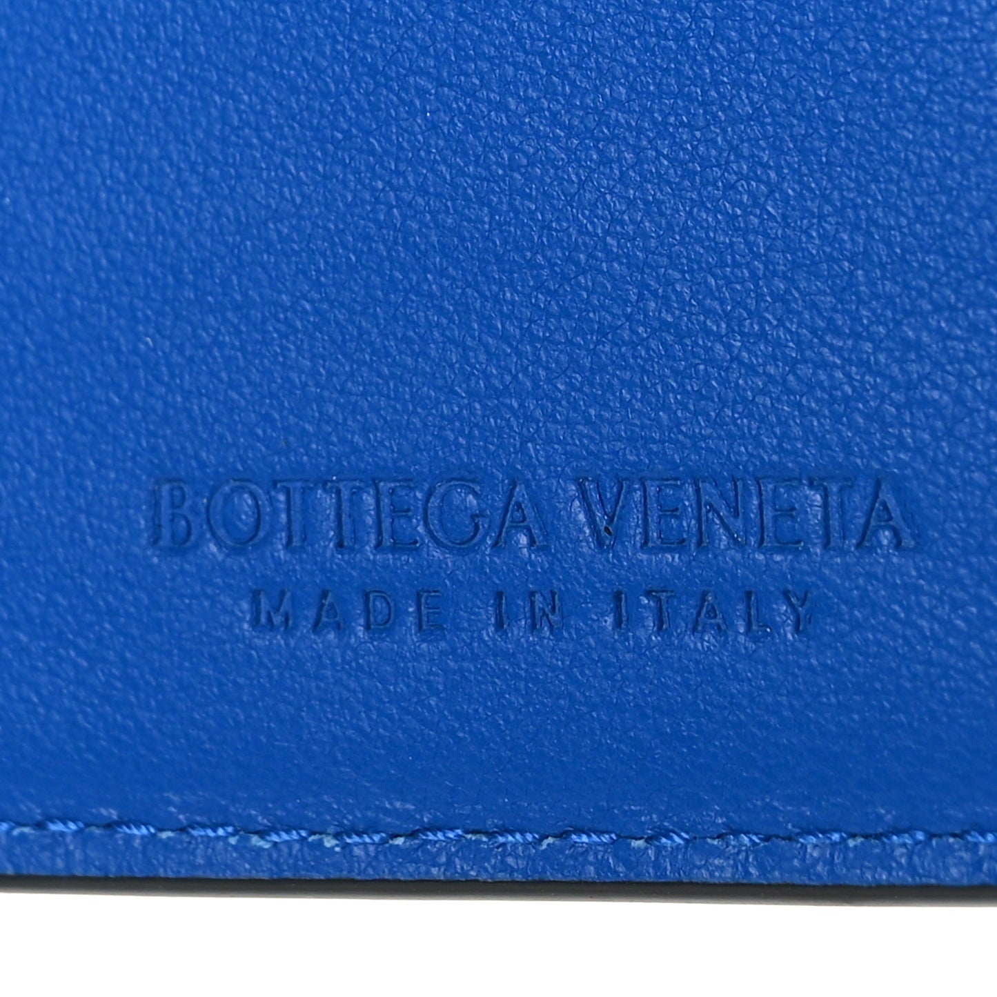 Nappa Maxi Intrecciato Bi-Fold Card Holder Black Electrique
