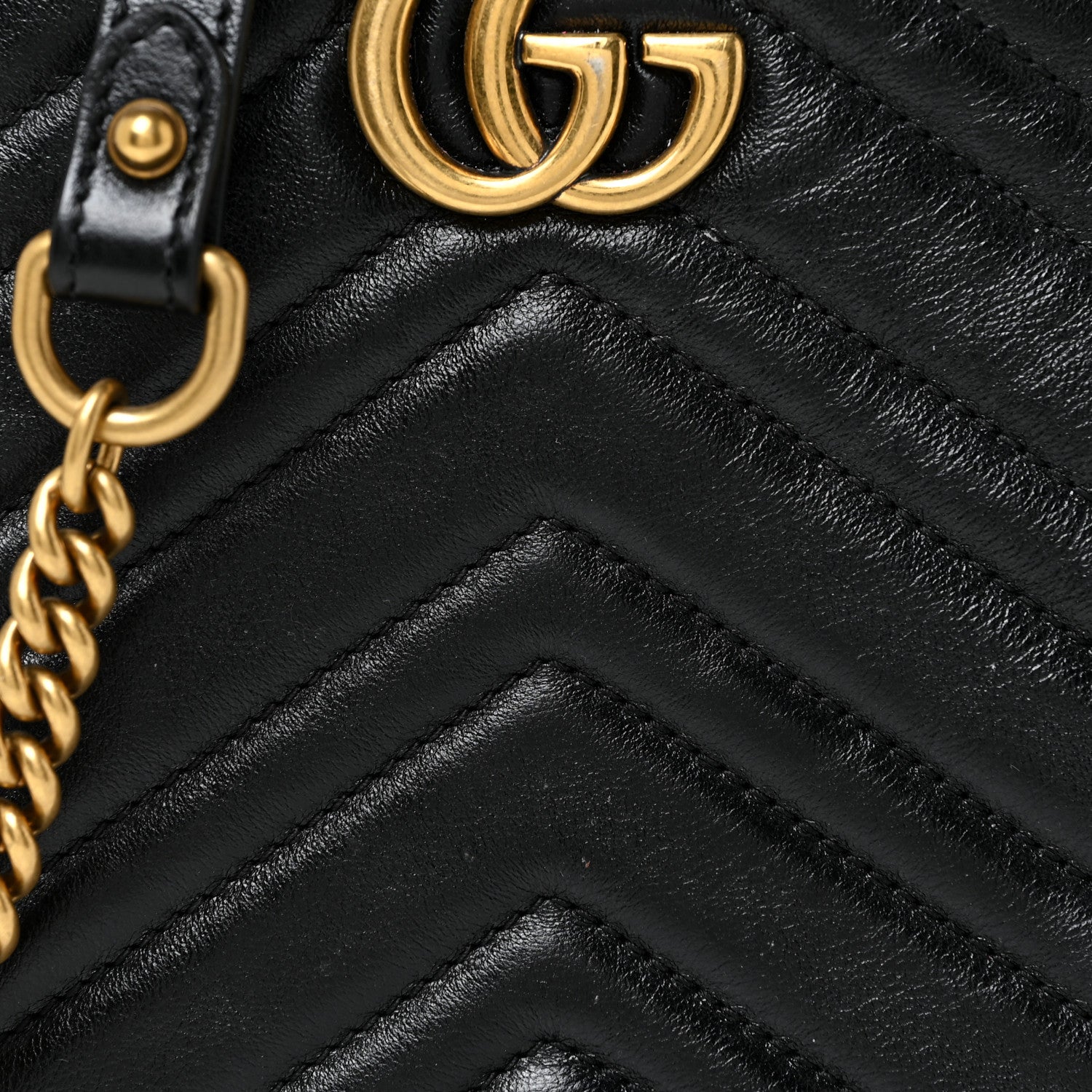 Gucci Azalea Calfskin Matelasse Heart Mini GG Marmont Round Shoulder Bag Black 8 of 13