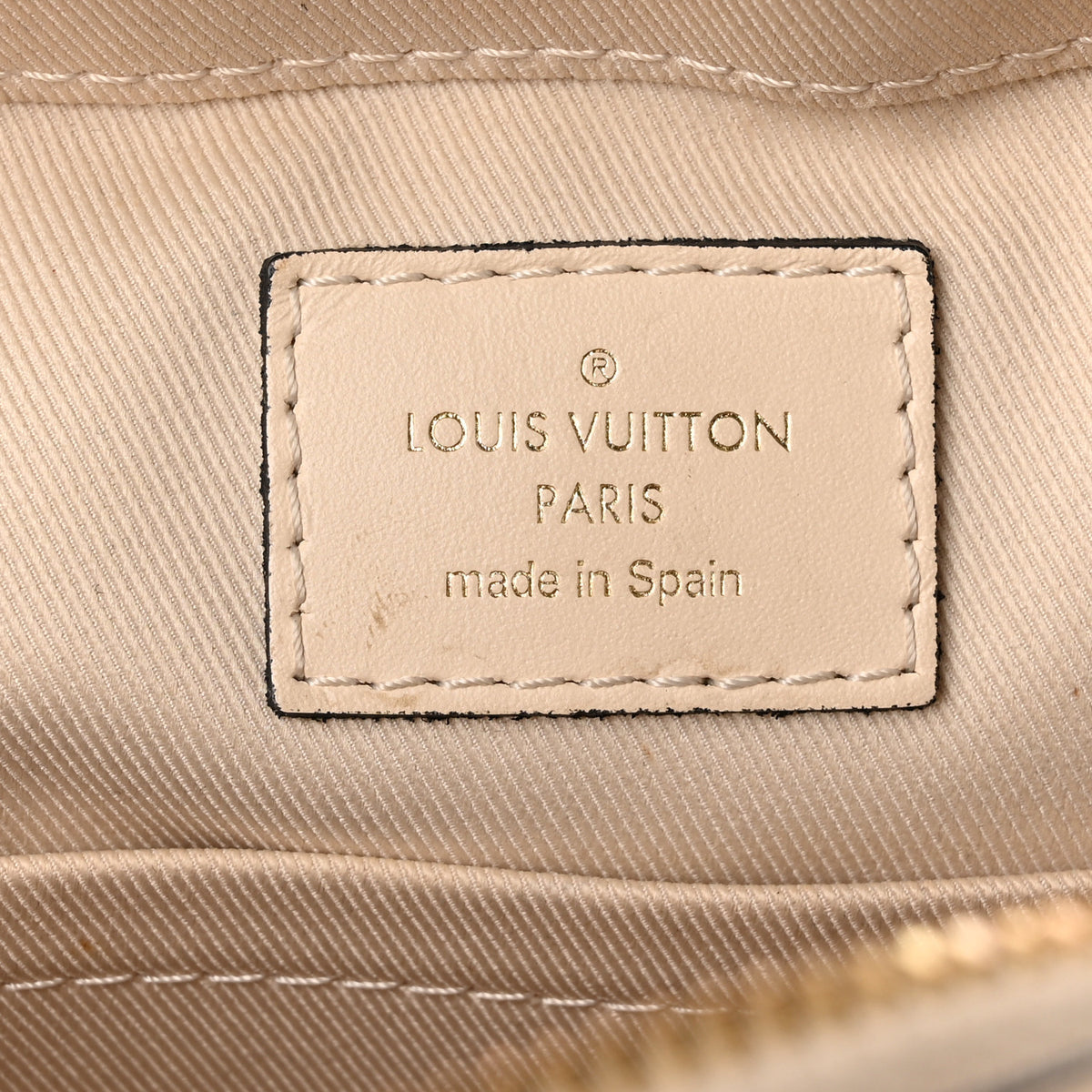 Louis Vuitton Monogram Saintonge Creme 6 of 10