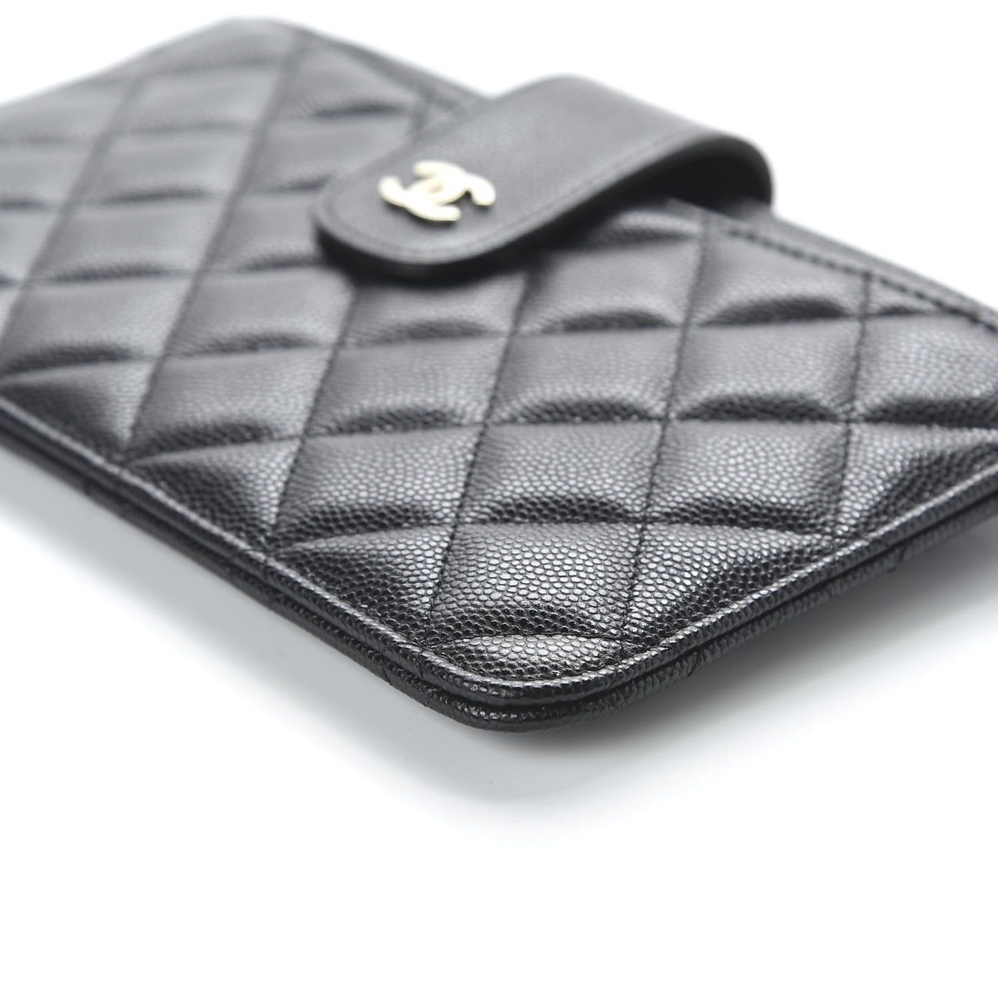 Caviar Quilted Classic Strap Pouch Black