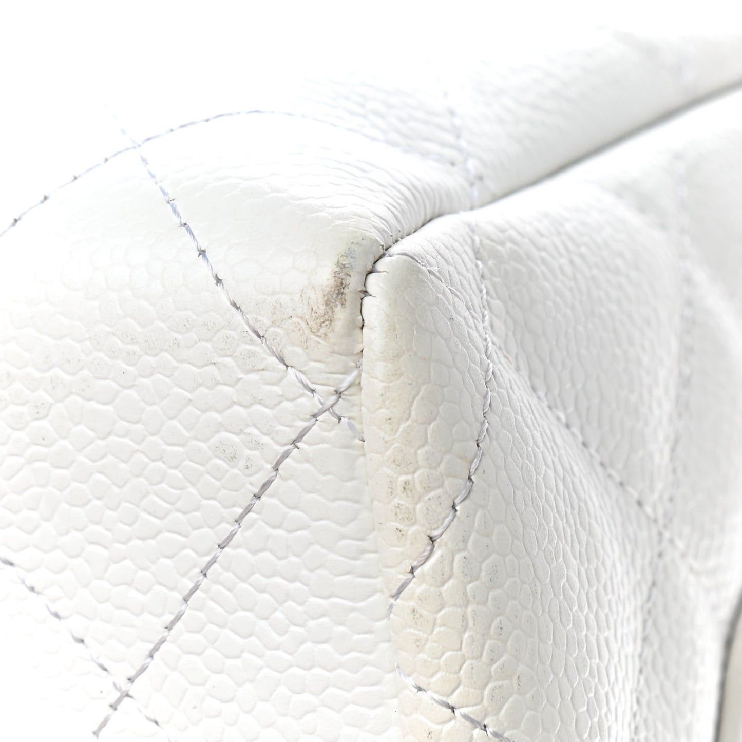 Caviar Quilted Jumbo Single Flap White