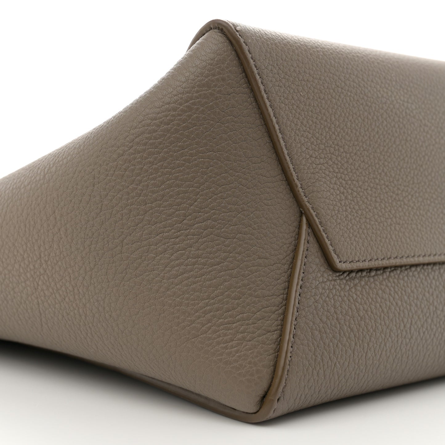 Soft Grained Calfskin Small Sangle Bucket Bag Taupe