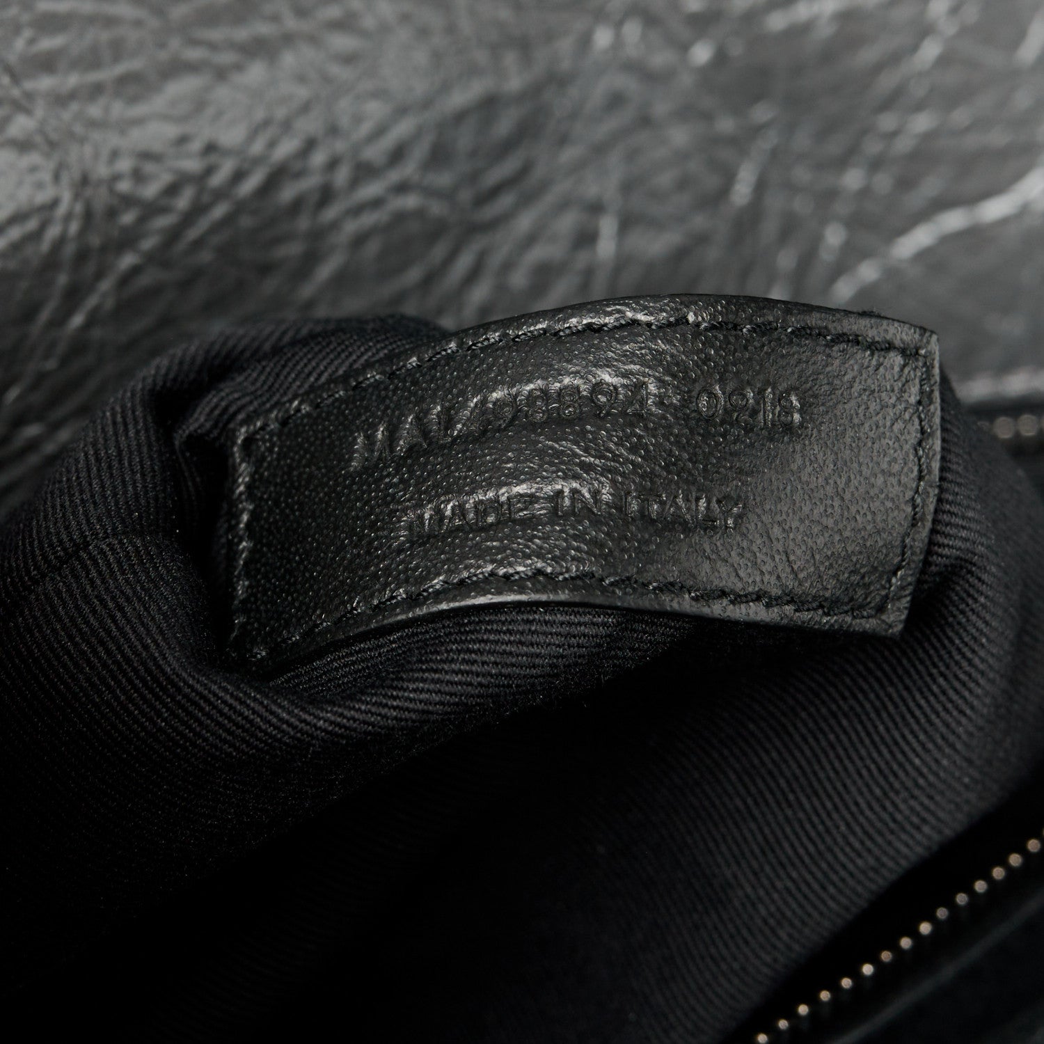 Saint Laurent Crinkled Calfskin Matelasse Monogram Medium Niki Chain Satchel Storm 8 of 12