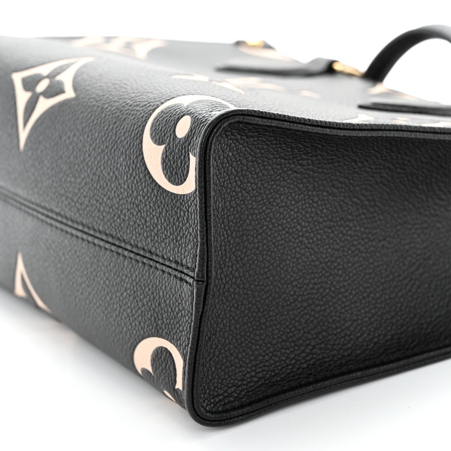 Louis Vuitton Empreinte Monogram Giant Onthego PM Black Beige 9 of 9