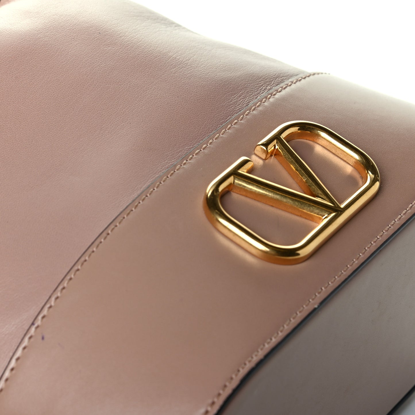 Nappa Mini VLogo Signature Chain Bucket Bag Rose Cannelle