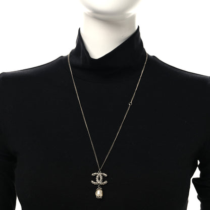 Chanel Pearl Twisted CC Drop Necklace Silver 2 of 4