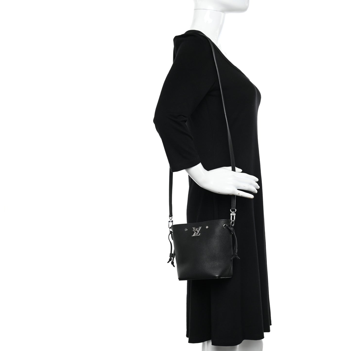 Calfskin Nano Lockme Bucket Black