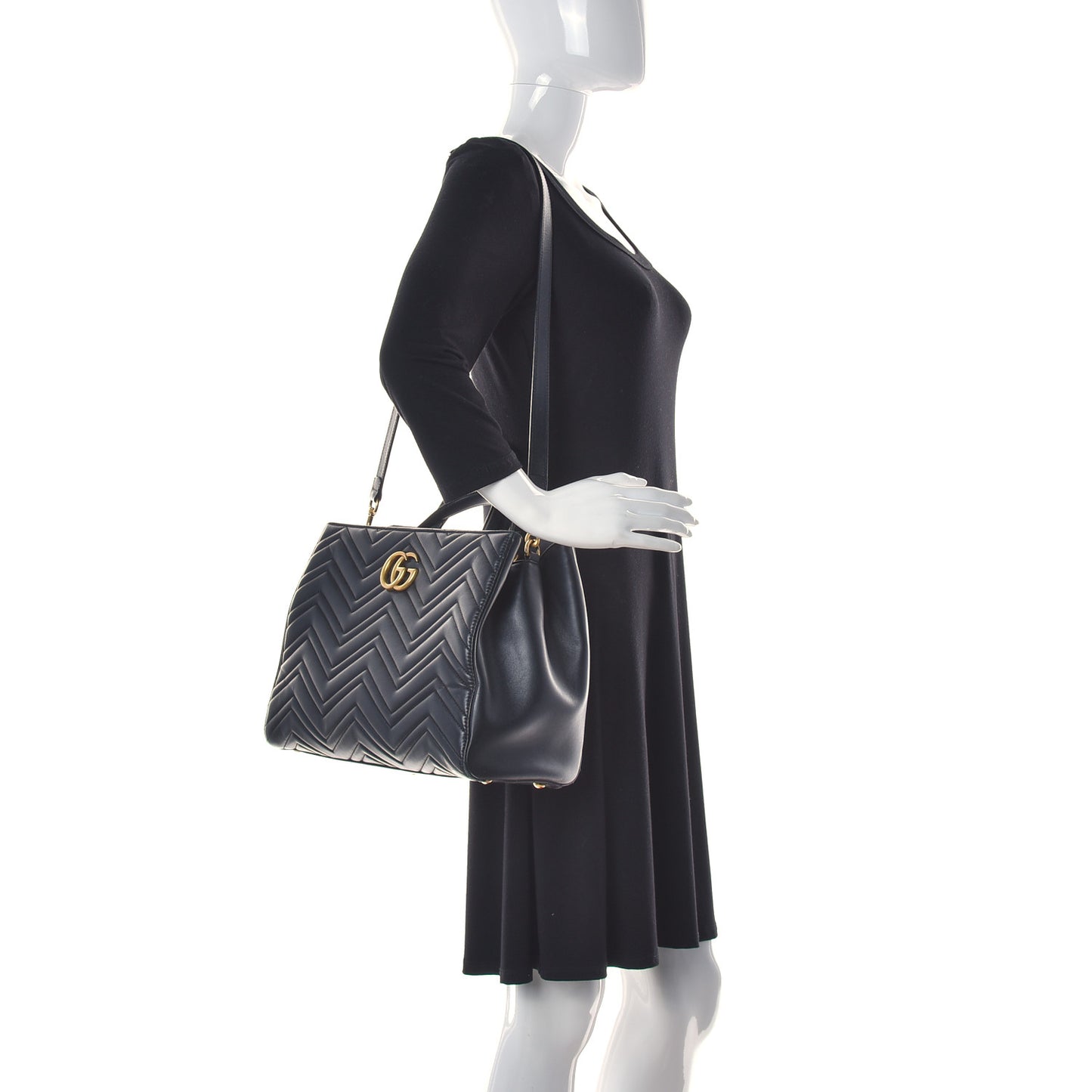Calfskin Matelasse Medium GG Marmont Tote Black