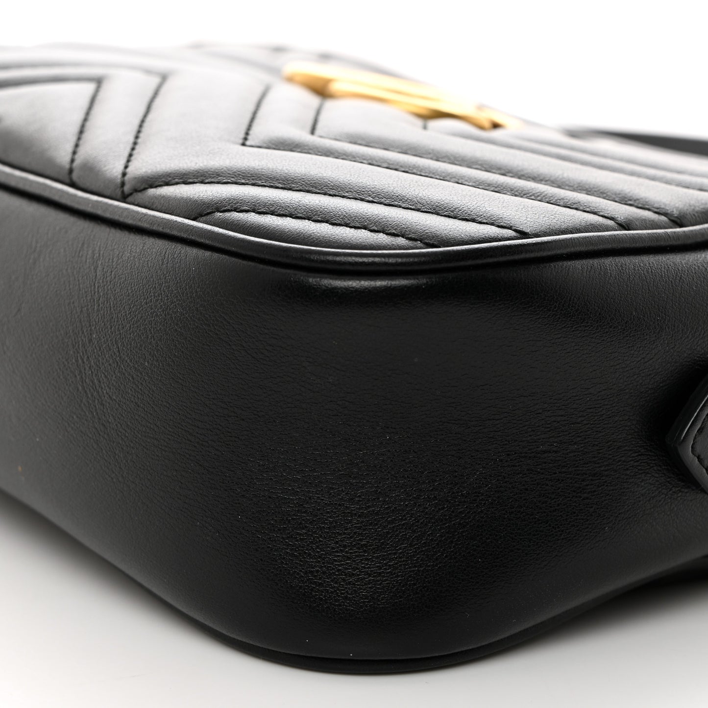 Calfskin Matelasse Small GG Marmont Chain Shoulder Bag Black