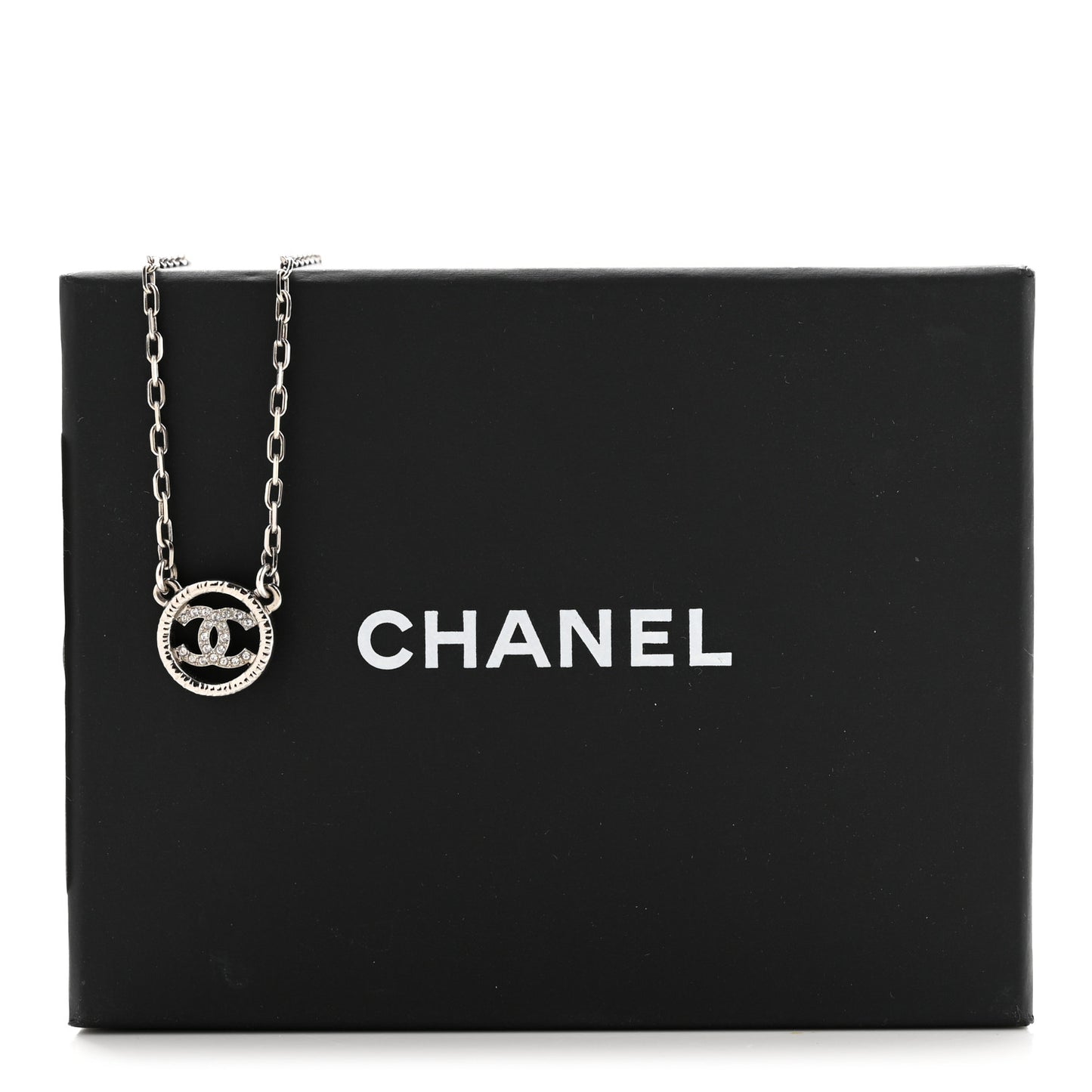 Metal Crystal CC Round Pendant Necklace Silver