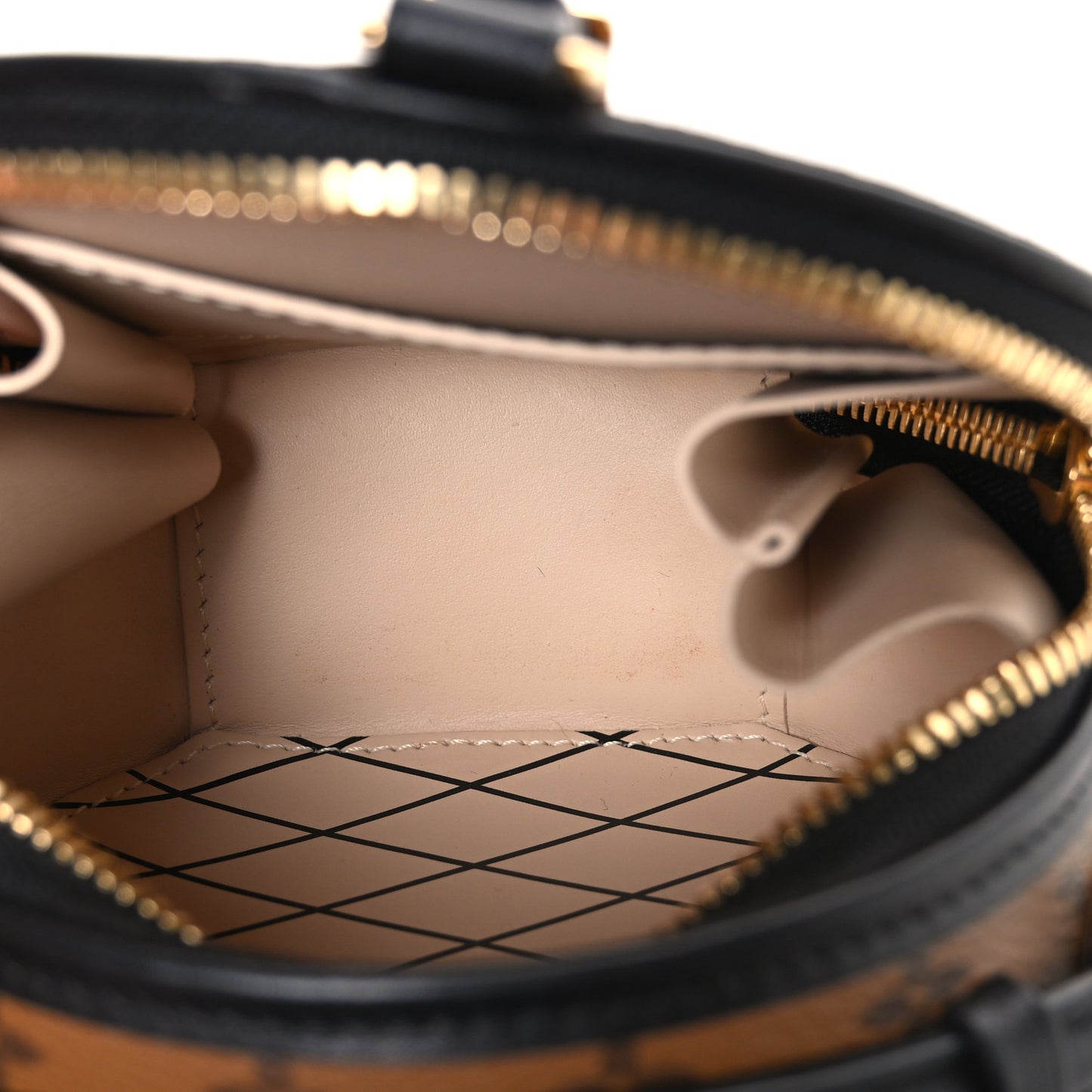 Reverse Monogram Mini Boite Chapeau NM
