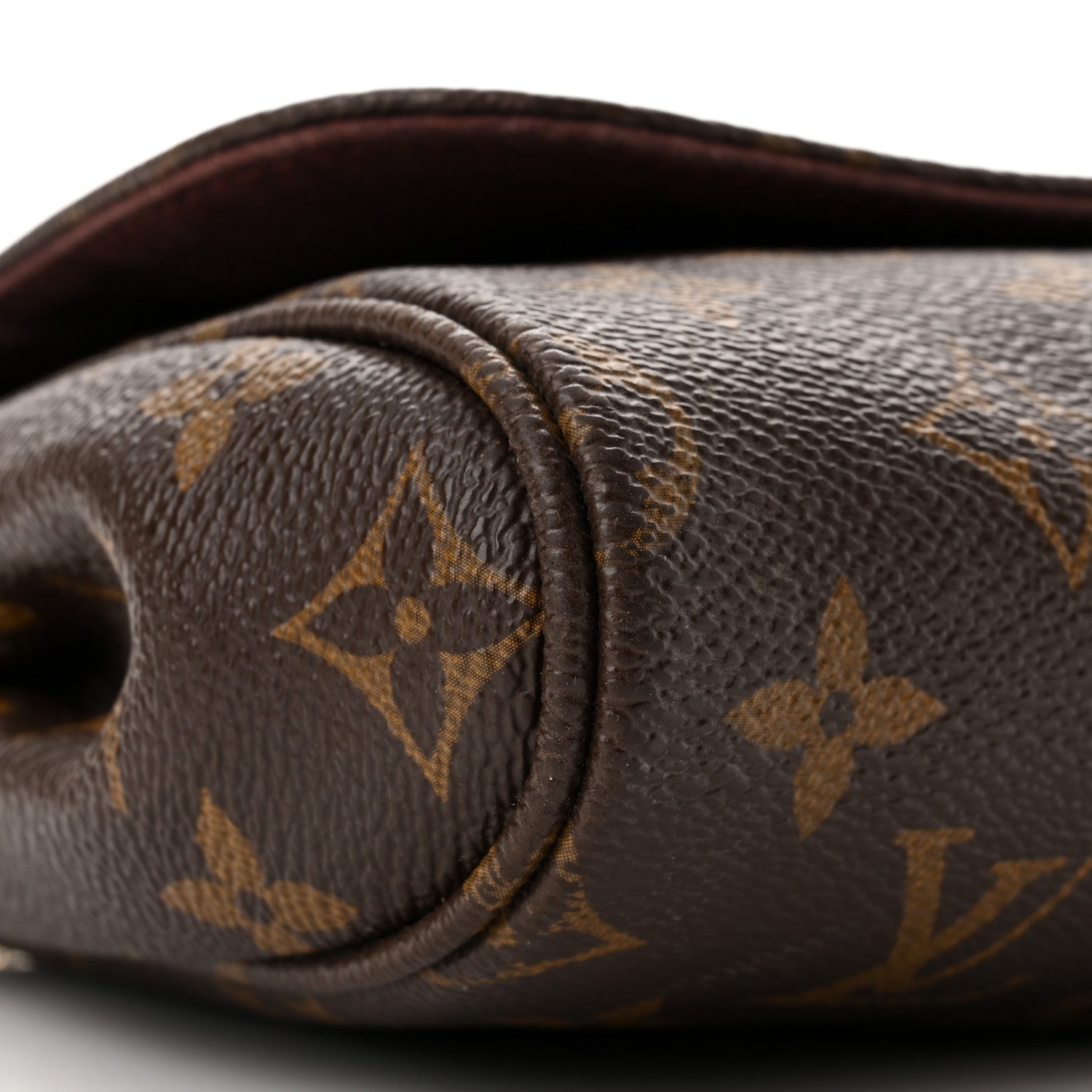 Louis Vuitton Monogram Favorite MM 9 of 11