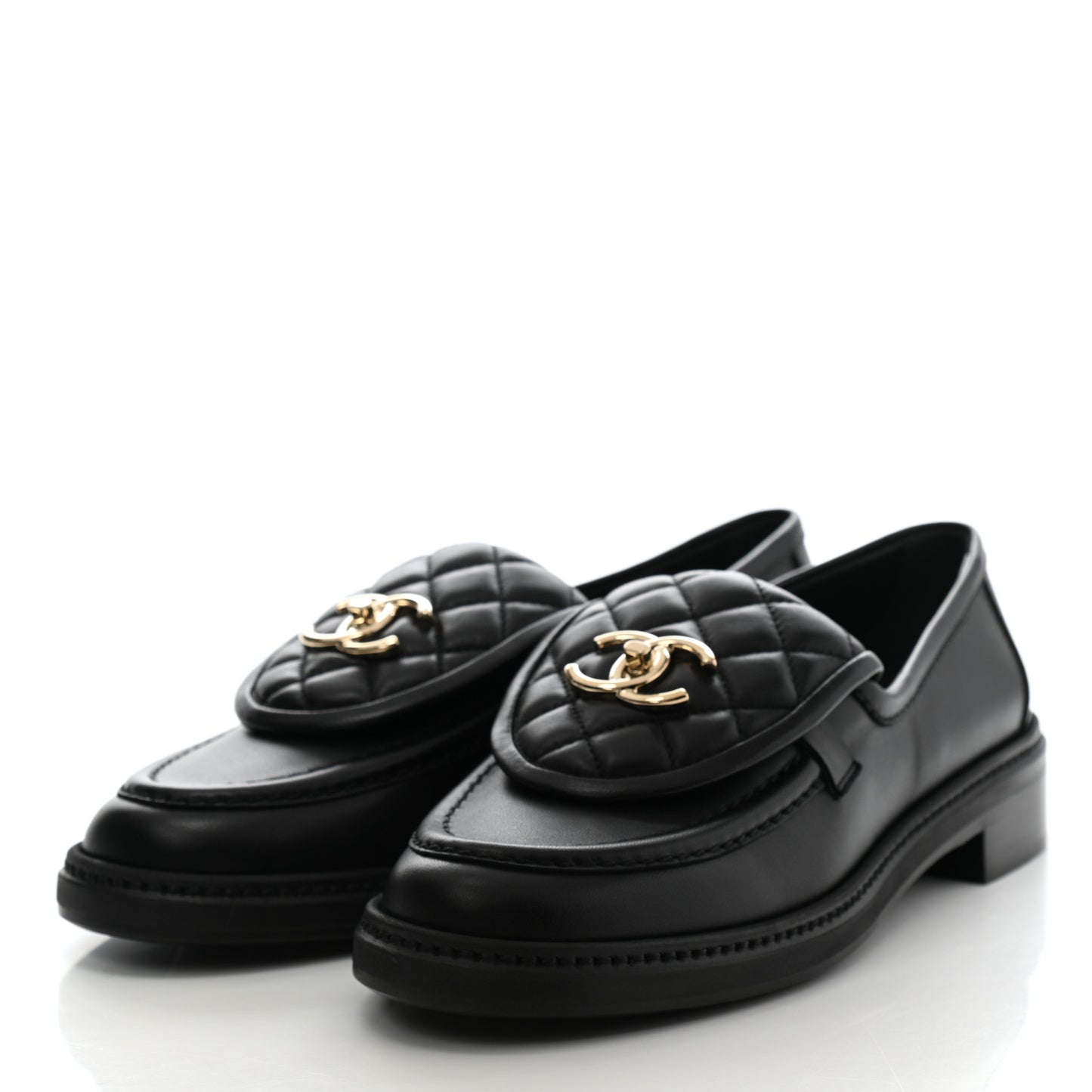 Lambskin Quilted CC Turnlock Loafers 38 Black
