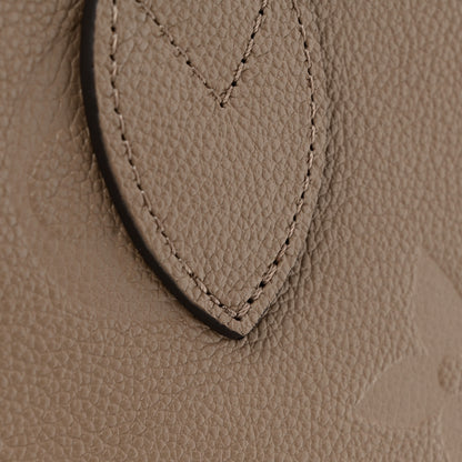 Louis Vuitton Empreinte Monogram Giant Neverfull MM Tourterelle 11 of 12