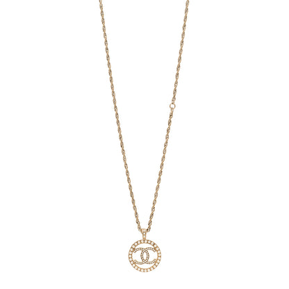 Chanel Pearl CC Round Pendant Necklace Gold 1 of 5