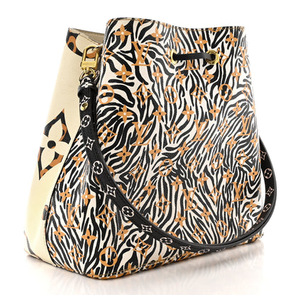Louis Vuitton Monogram Giant Jungle NéoNoé Ivory 3 of 13