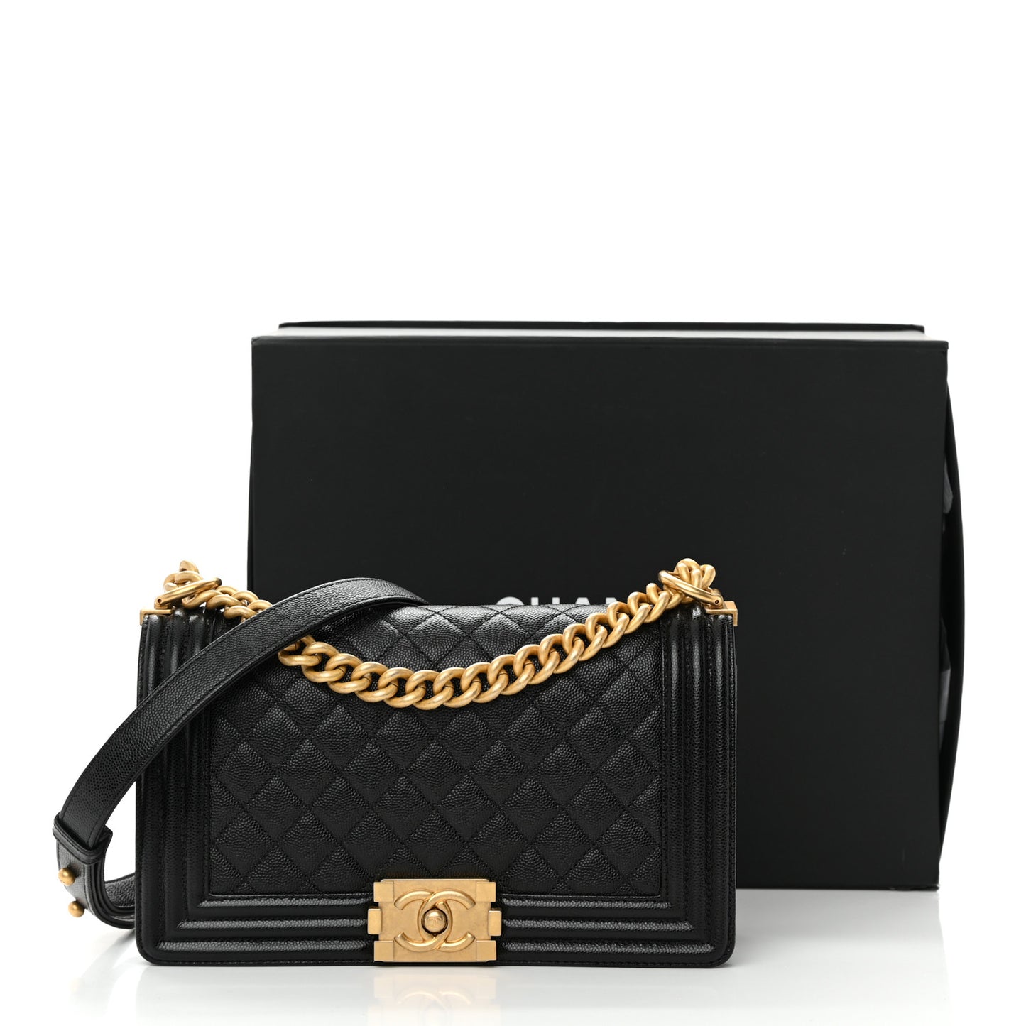 Caviar Quilted Medium Boy Flap Black