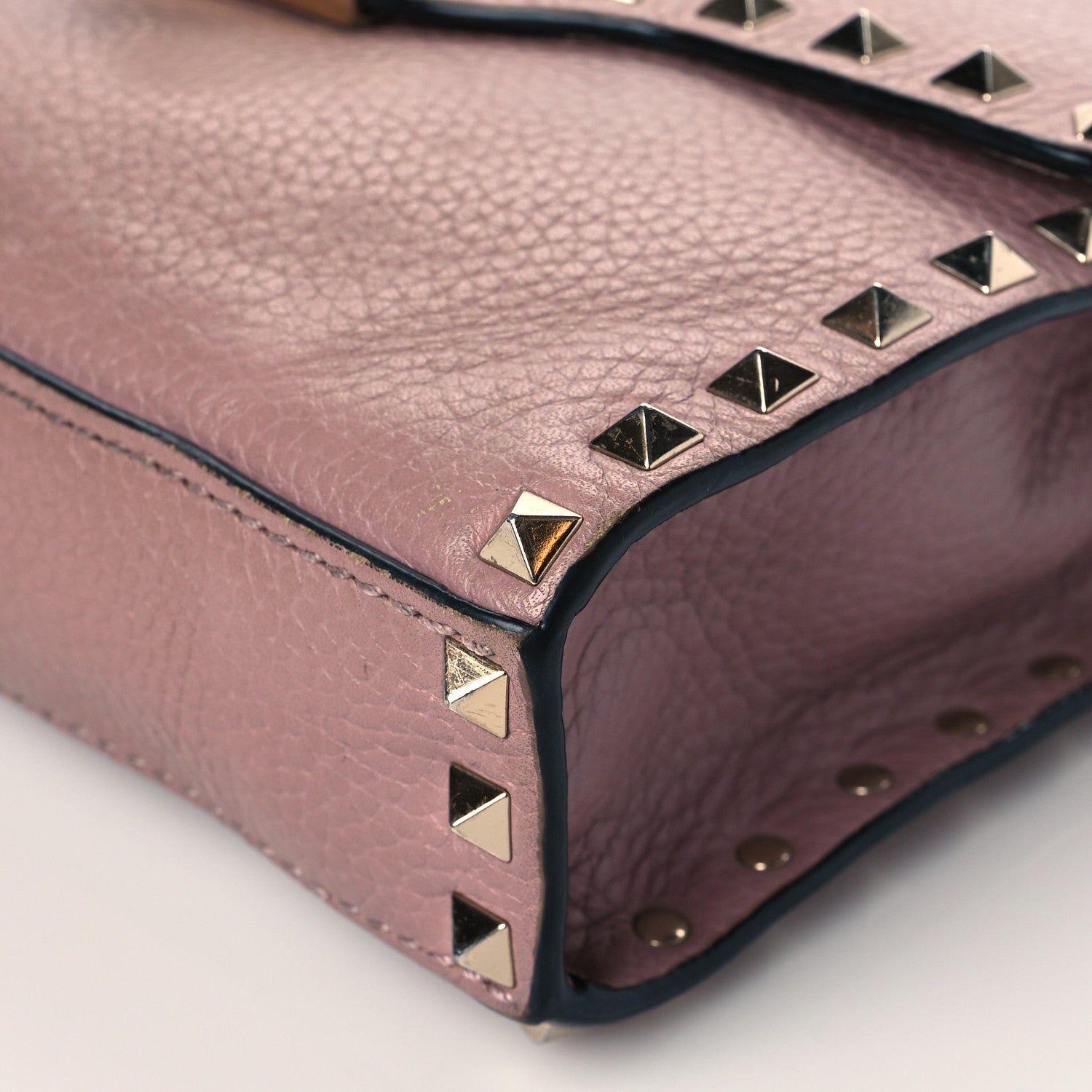 Valentino Garavani Pebbled Calfskin Medium Rockstud Flip Lock Crossbody Bag Lipstick 9 of 12