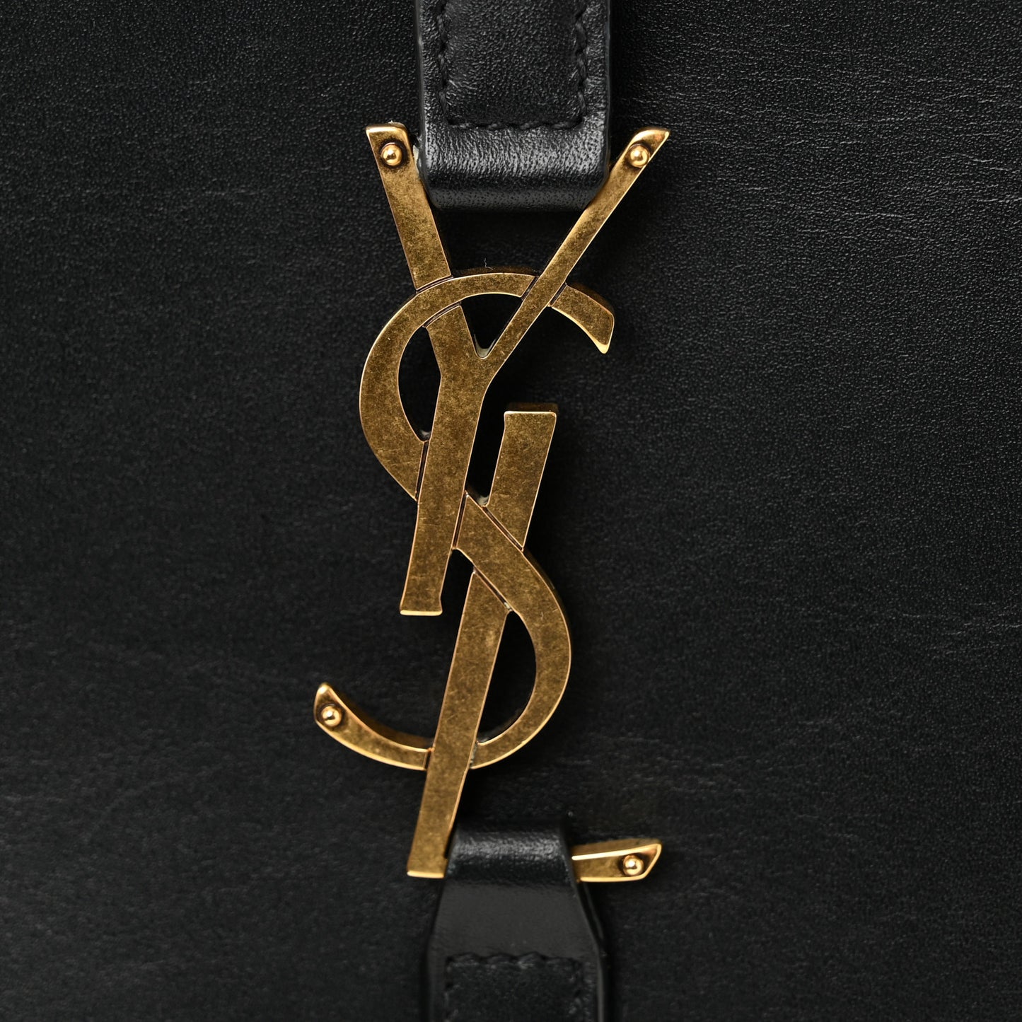 Smooth Calfskin Le 5 A 7 Hobo Black