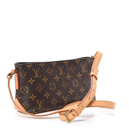 Louis Vuitton Monogram Trotteur 2 of 16
