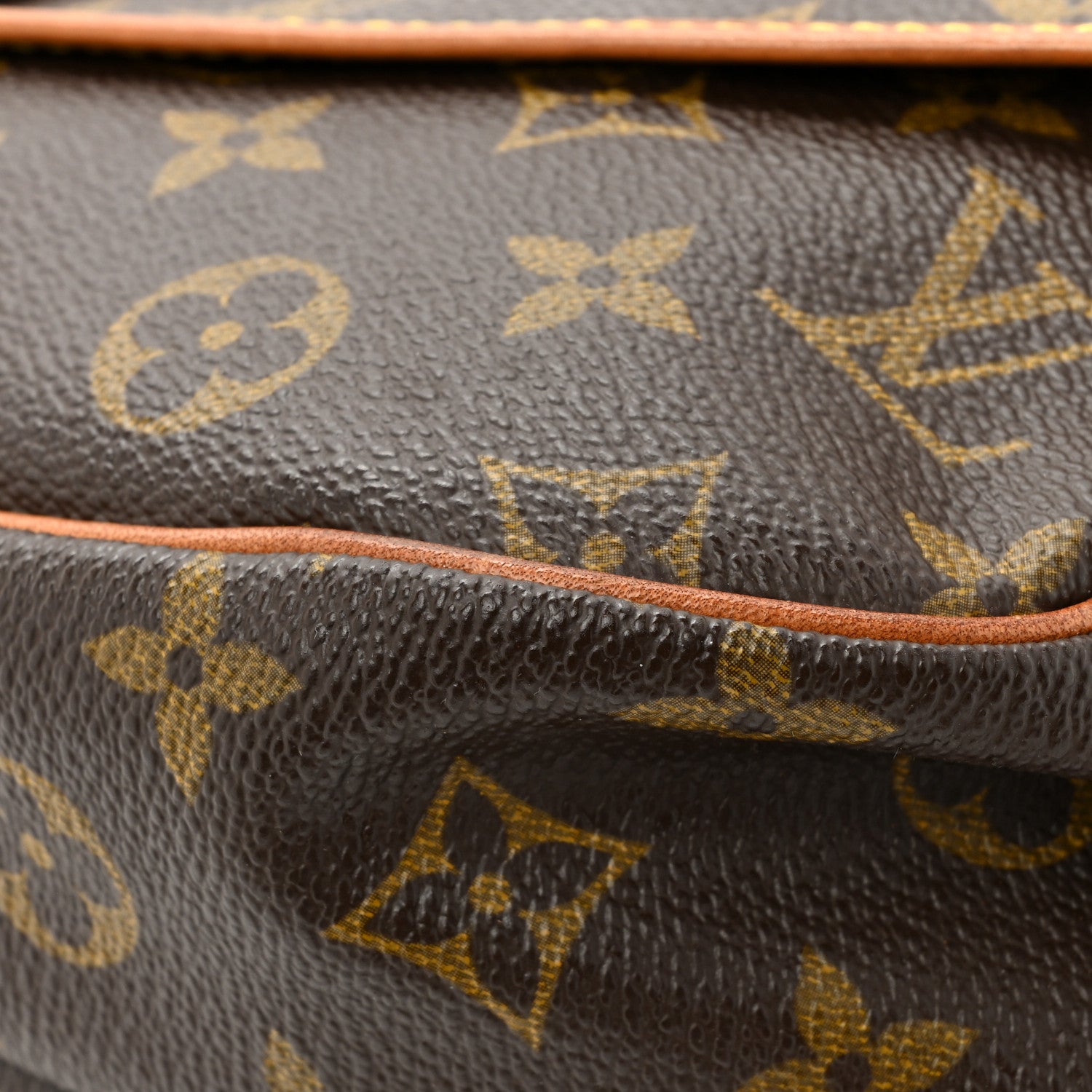 Louis Vuitton Monogram Saumur 30 11 of 17