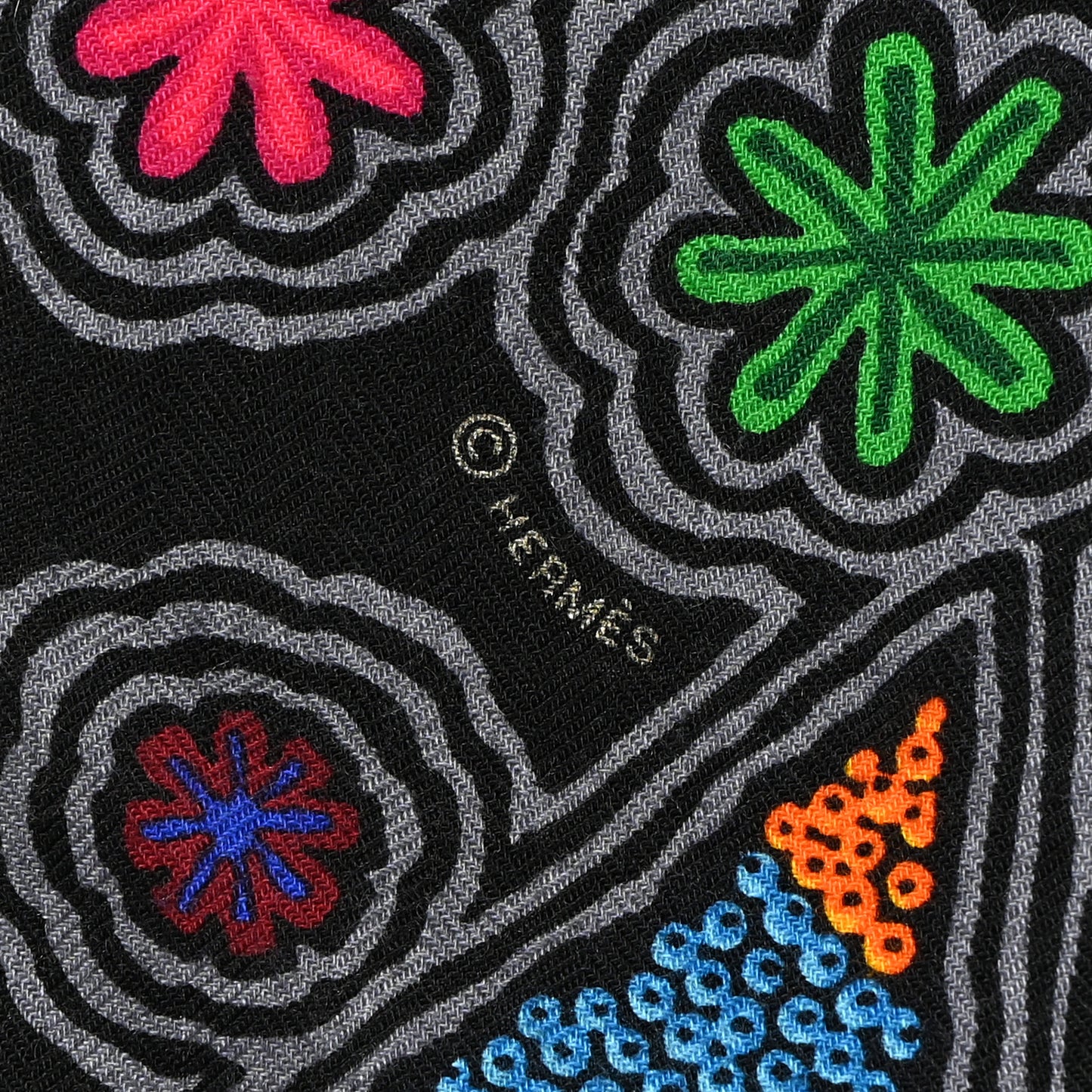 Cashmere Silk L'Arbre Du Vent Shawl 140 Black Vert Fuchsia