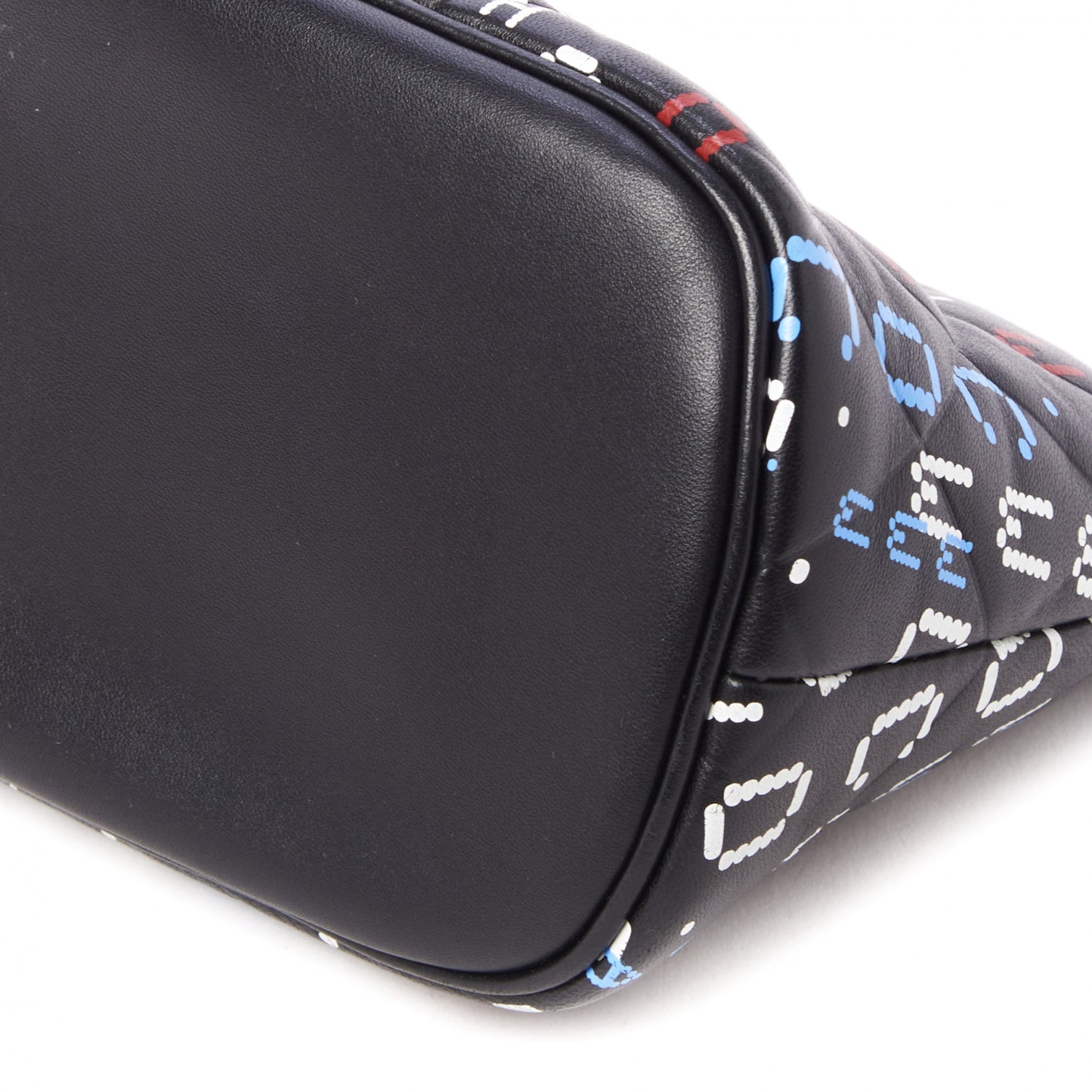 Lambskin Quilted Data Center Cosmetic Case Black