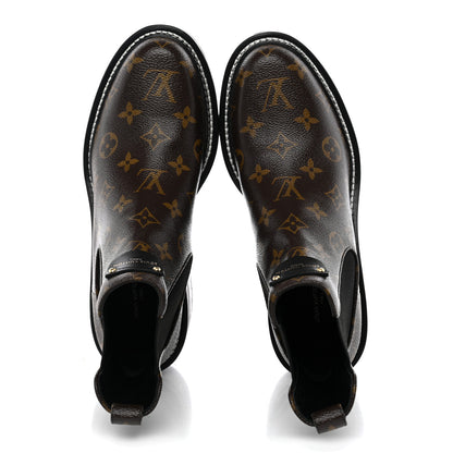 Louis Vuitton Patent Monogram LV Beaubourg Ankle Boots 38.5 Black 7 of 9