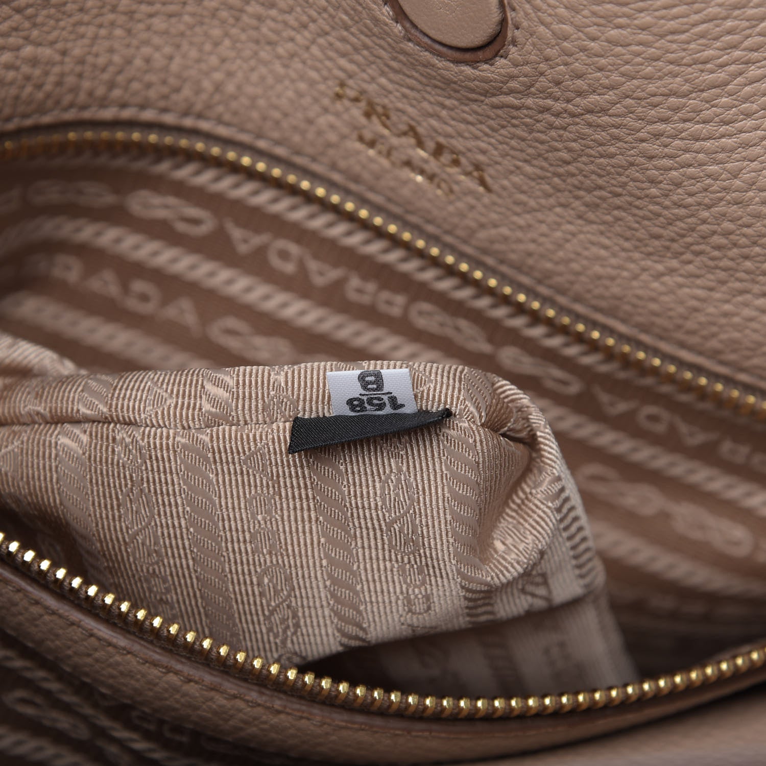 Prada Vitello Daino Pocket Shopping Tote Cammeo 10 of 11